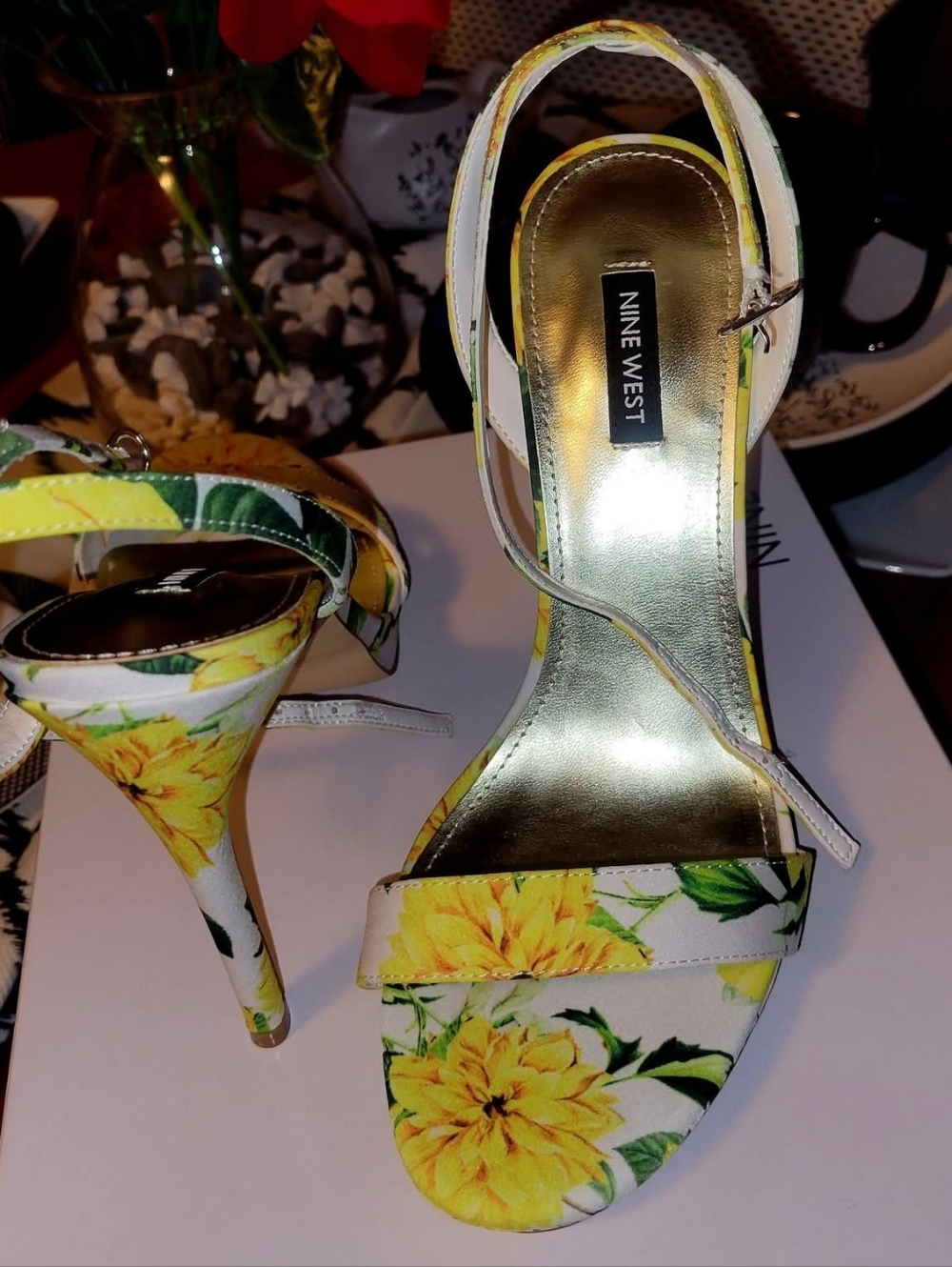 Nine West White Floral Slingback Heels with Yellow Accents - Picture 2 of 5